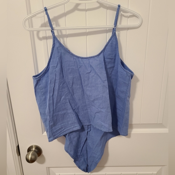 🌟 Denim Tie Tank Top Size Large - Picture 5 of 7
